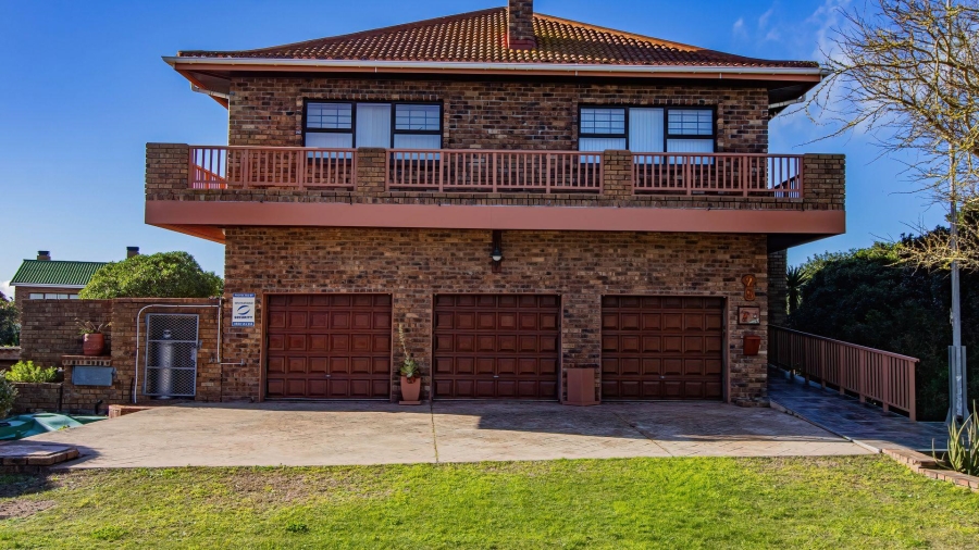 3 Bedroom Property for Sale in Kleinbaai Western Cape